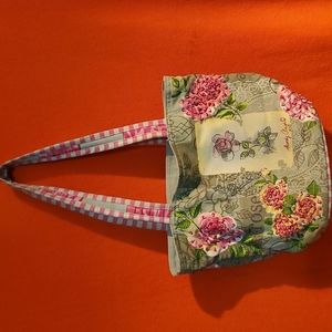 Sandy Clough bucket purse